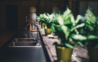 How Solid Surface Holds Up to 2019 Kitchen Trends